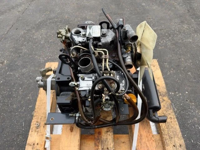 Yanmar 2TN66L silnik 2 cylindrowy z pompą hydrauliczna stan do weryfikacji – zdjęcie 6