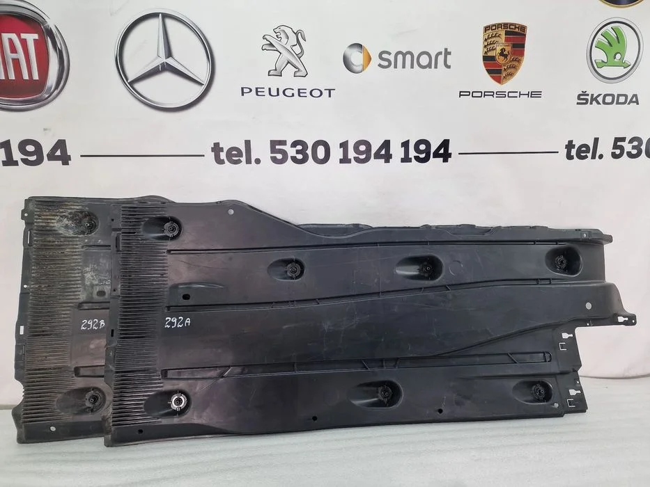Audi A3 8V0 , Skoda Octavia 3 Iii 5E0 , Vw Sportsvan Lewa Osłona Podwozia , Nr 5Q0825201Af , Nr Aukcji Nsł292