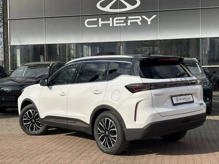 Chery Tiggo 7 Premium Plug-in 1,5 TGDI 279KM – zdjęcie 2