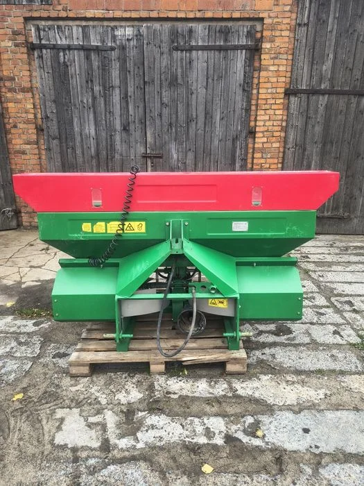 Rozsiewacz nawozów Unia MX 850