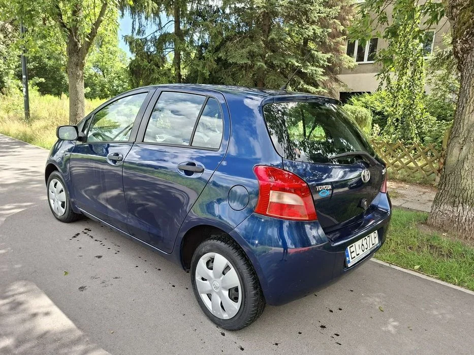 Toyota Yaris 1,0 klima – zdjęcie 6