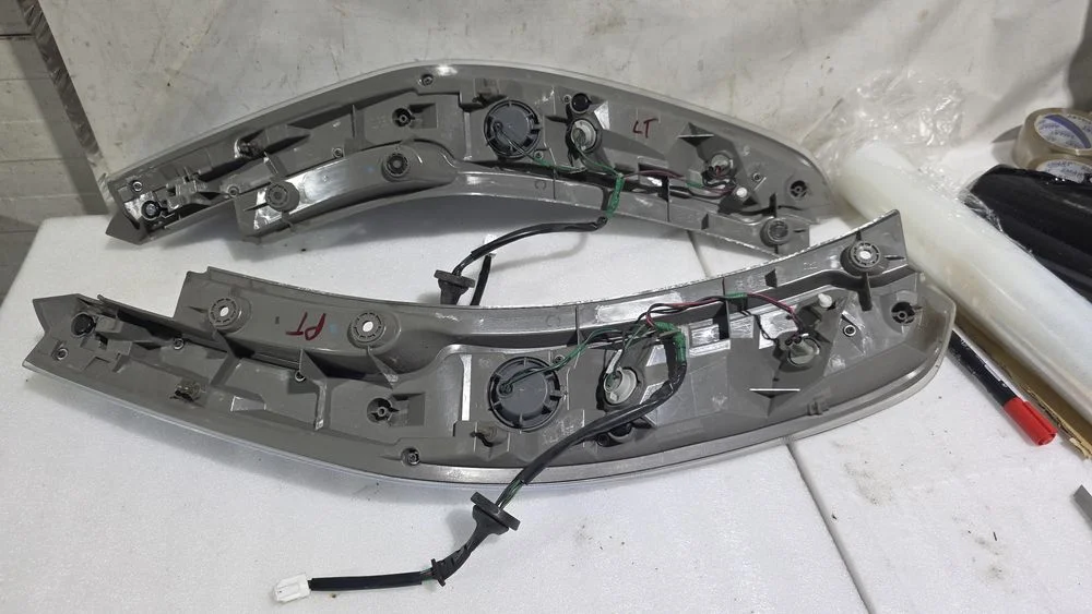 Lampa lewy prawy tył nissan leaf 1 I zeo 10-17 Europa – zdjęcie 4