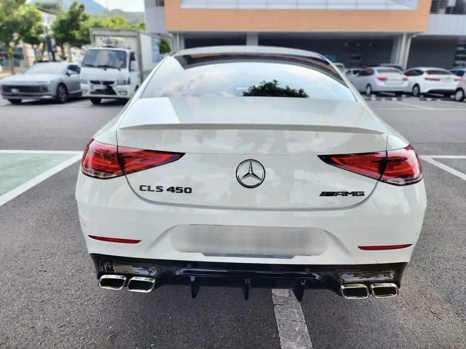Mercedes-Benz CLS AMG LINE! CLS300D! Burmester! Zadbany! Niski Przebieg! Wypasiony! – zdjęcie 2