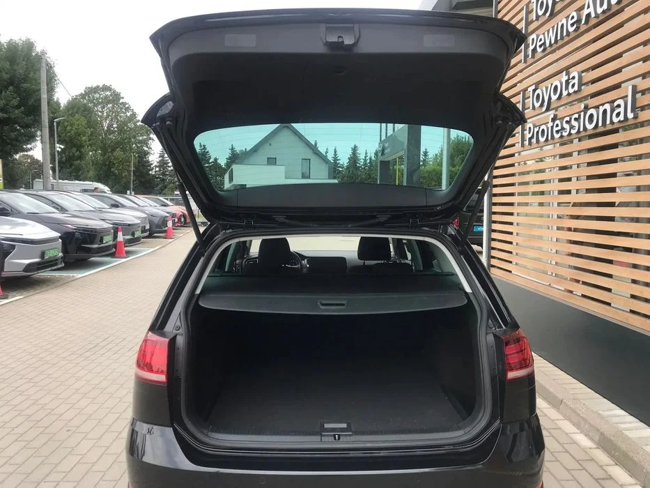 Volkswagen Golf 1.6TDI / Comfortline / Led / Navi / Vat 23% / Salon Toyota Elbląg – zdjęcie 7