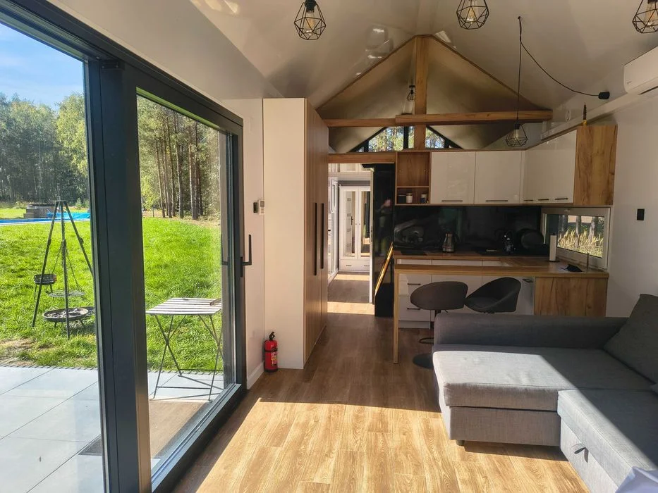 Całoroczne domki pod Łodzią – basen – jacuzzi – sauna – domek, apartament, nocleg, Łódź, Łask, Pabianice, Lutomiersk, Konstantynów, Wodzierady, Szadek – zdjęcie 12