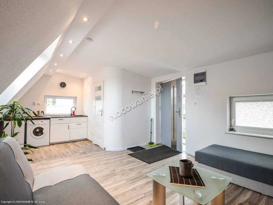Studio- apartament dla 2-3 osób /osobny budynek-wejście ! Parking