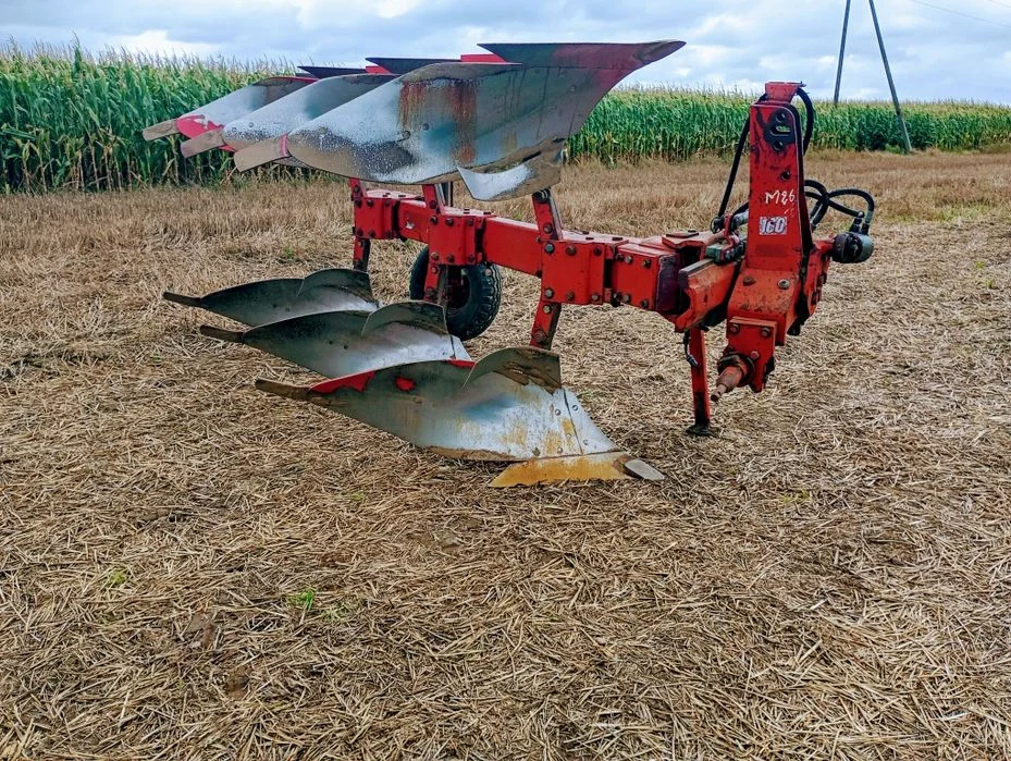 Pług 3 KVERNELAND LD 100 * Nowy model * Nowe elementy szerokość regulowana do 51 cm na skibe