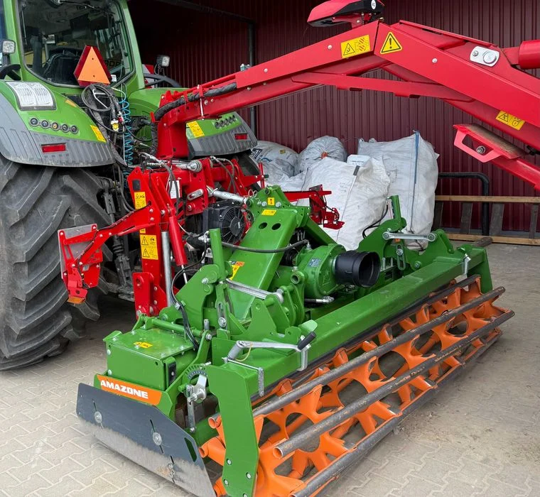Sadzarka Grimme PRIOS 440 PRO + brona wirnikowa AMAZONE - 2023 rok – zdjęcie 3