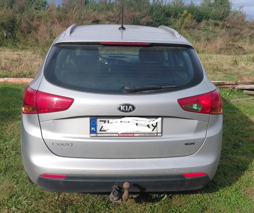 Kia Ceed SW 1.4 CRDi 90 KM – 2014 – Kombi – Klima – Navi – oszczędny diesel – zdjęcie 3