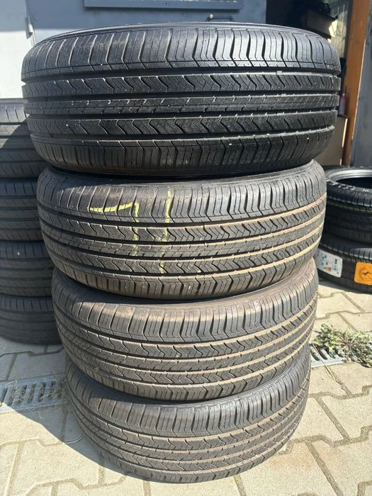 Komplet opon letnich 215/55 R17 Maxxis