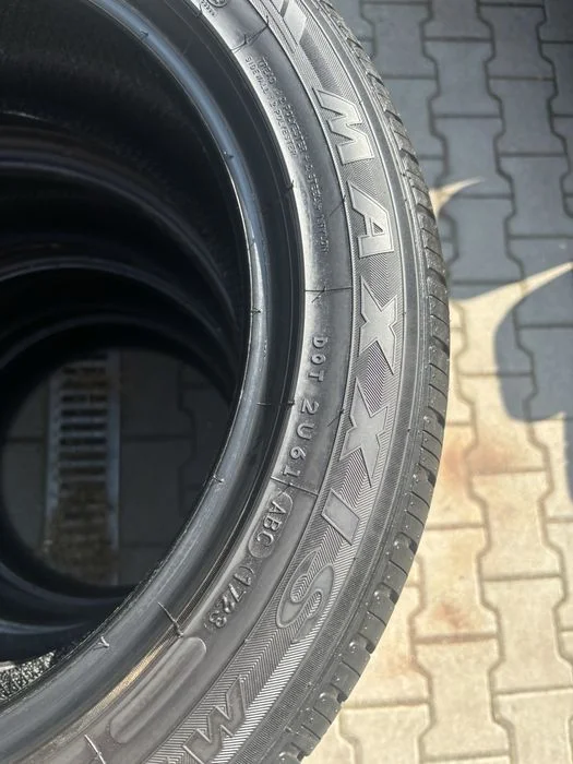 Komplet opon letnich 215/55 R17 Maxxis – zdjęcie 5