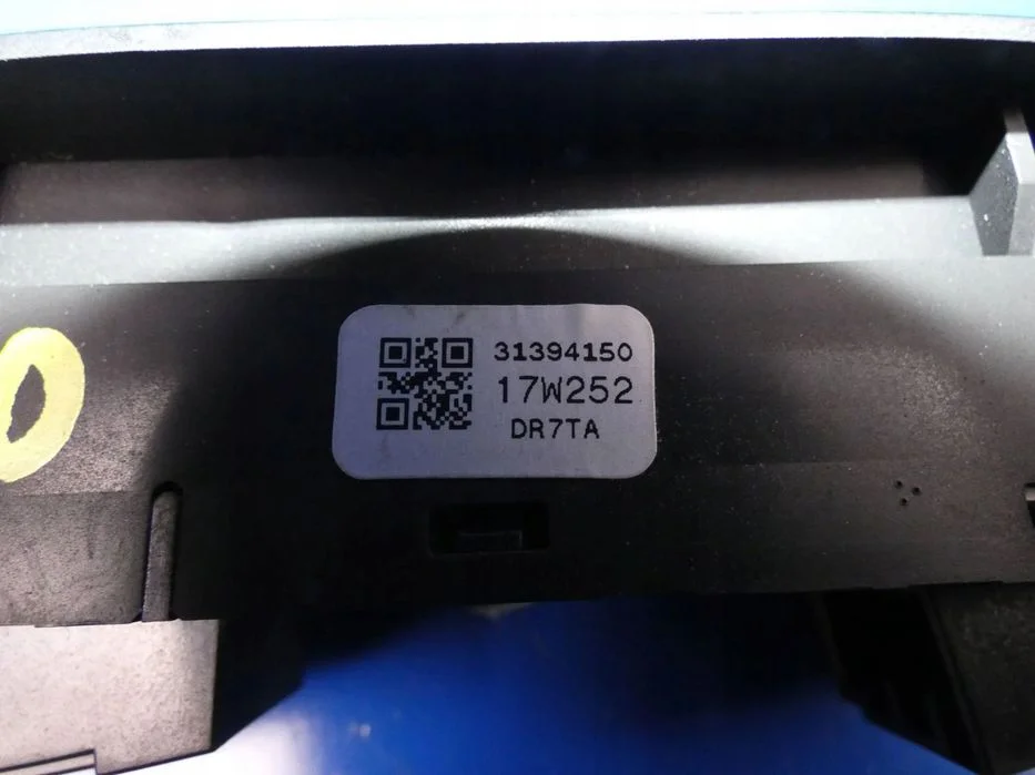 Volvo V90 Ii S90 Panel Sterowania Przyciski Składania Oparcia – zdjęcie 3