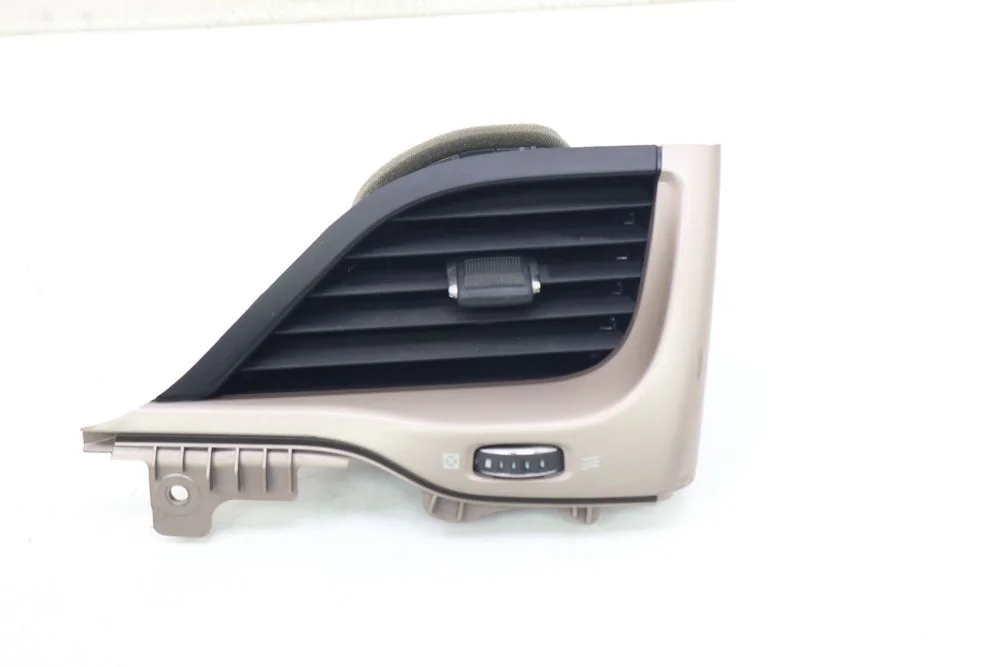 Jeep Cherokee Kl Kratka Nawiewu Prawa 1Wg601S5Ac