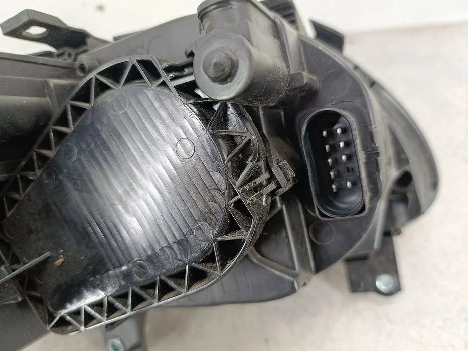 Lampa Przód Lewa Vw Touran I 4Vex-13100-A – zdjęcie 9