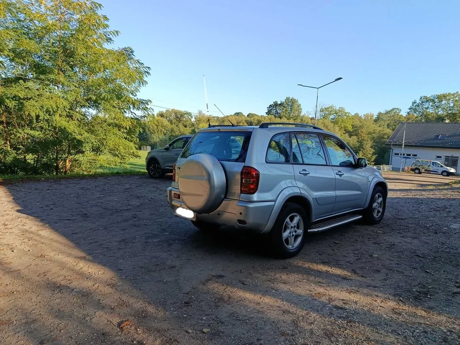 Toyota RAV-4 2,0 Benz. 150 KM , 4X4 , SALON POLSKA , ORUROWANA , Klima, Alufelgi – zdjęcie 5