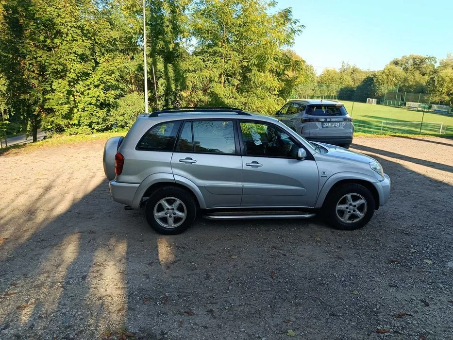 Toyota RAV-4 2,0 Benz. 150 KM , 4X4 , SALON POLSKA , ORUROWANA , Klima, Alufelgi – zdjęcie 3