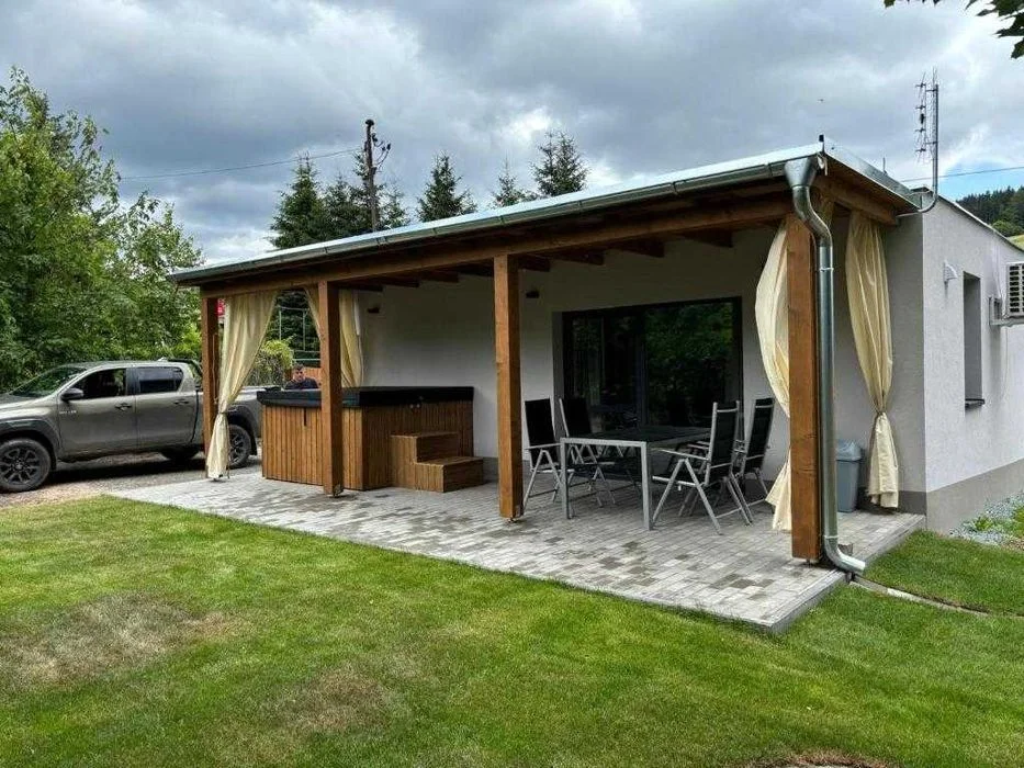 Domek w Górach Sowich/ Dach Pod Sową GS - komfortowy, niezalezny domek z jacuzzi u podnóża Góry Gontowa/