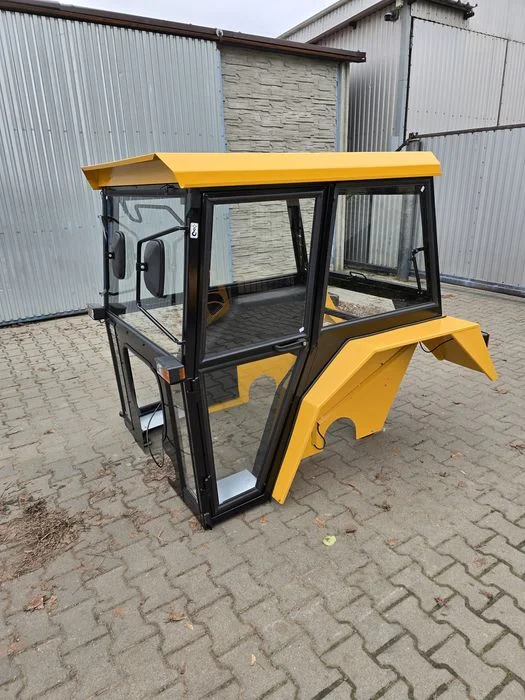 Kabina c360 c330 Maska c360 Kabina ciągnikowa c360 URSUS C-330 c3 – zdjęcie 2