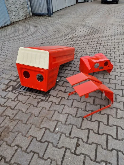 Kabina c360 Kabina c330 Maska c360 Nowa kabina c360 c4011 URSUS c360 – zdjęcie 2