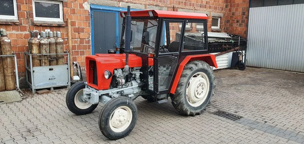 Kabina c360 Kabina c330 Maska c360 Nowa kabina c360 c4011 URSUS c360 – zdjęcie 8