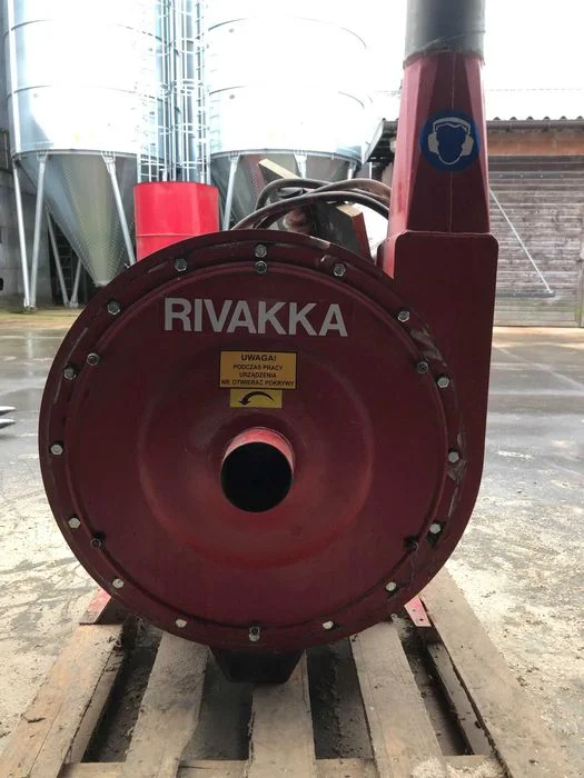 Śrutownik ssąco-tłoczący RIVAKKA 15 kW