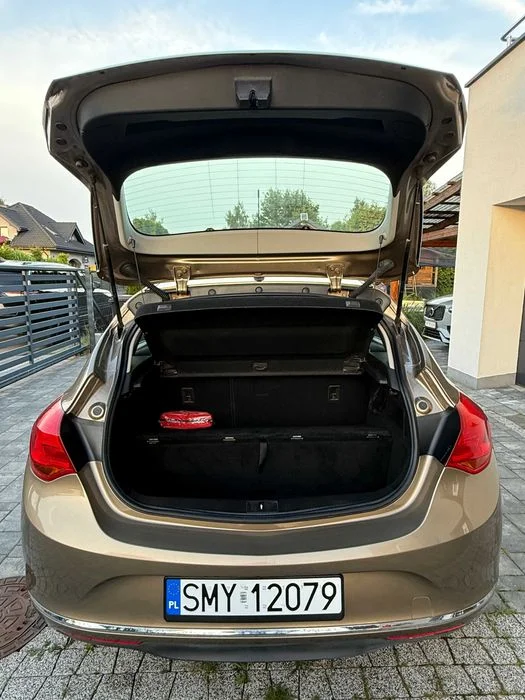 Astra_1,6Benzyna_LED_103tys Przebiegu – zdjęcie 5