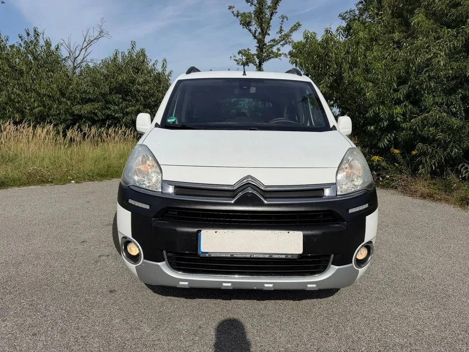 Citroën Berlingo XTR LIFT LED klima relingi GRIP CONTROL idealny bezwypadkow – zdjęcie 2