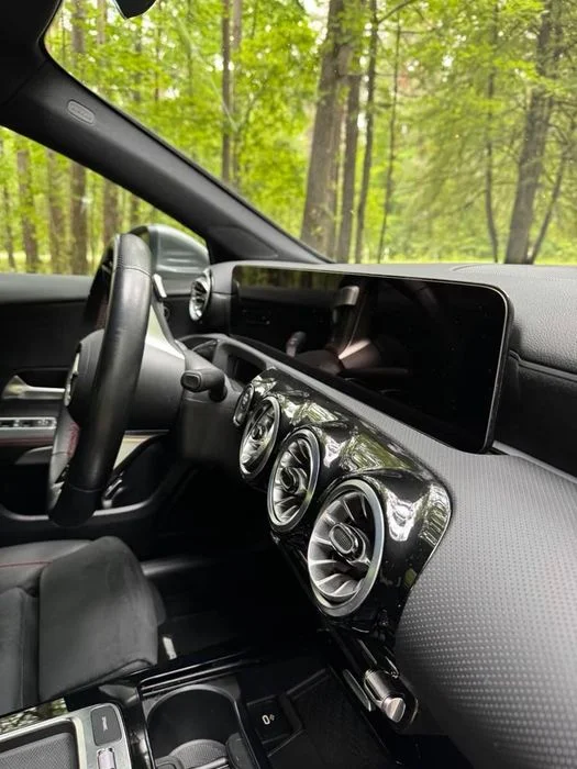 Mercedes-Benz Klasa A Mersedess Benz A 180 – AMG – Automat – Tempomat – LED – Niski przebieg – 2019 – zdjęcie 7