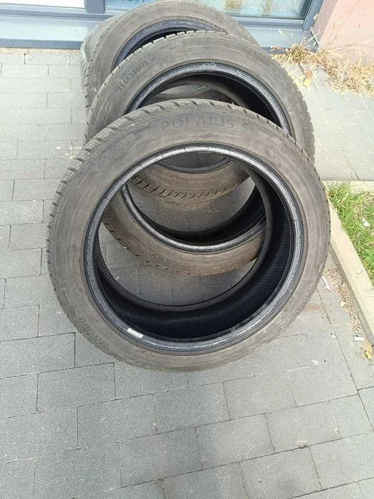 Komplet Opon Zimowych Barum Polaris 5, 215/50 R18 V – Bieżnik >7mm! RANT z Ssangyong Grand Tivoli
