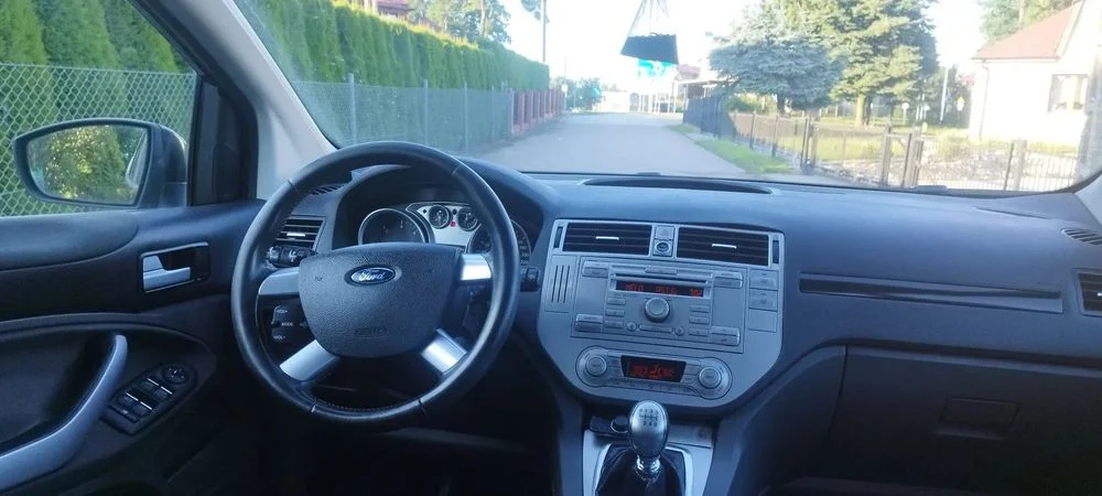 Ford Kuga Piękna Kuga bez wkładu doinwestowana super stan naped 4x4 – zdjęcie 8