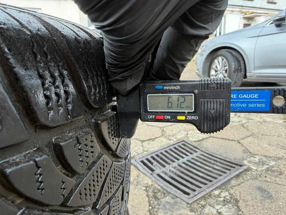 Oryginał koła 215/60R16 VW Skoda Audi Seat Dunlop XL zima 7,8mm KS7 – zdjęcie 7
