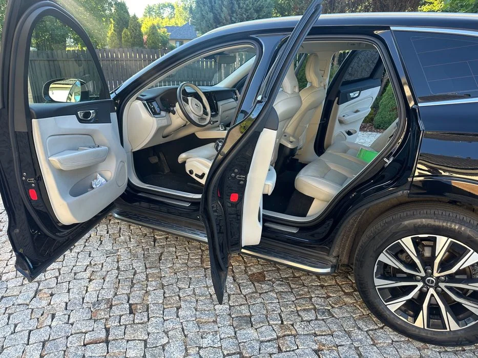 VOLVO XC60 MODEL 2023 B4 D Bright Mild Hybrid Oprogramowanie Polestar Engineered jedyny taki jasne skóry hak Model 2023 – zdjęcie 4