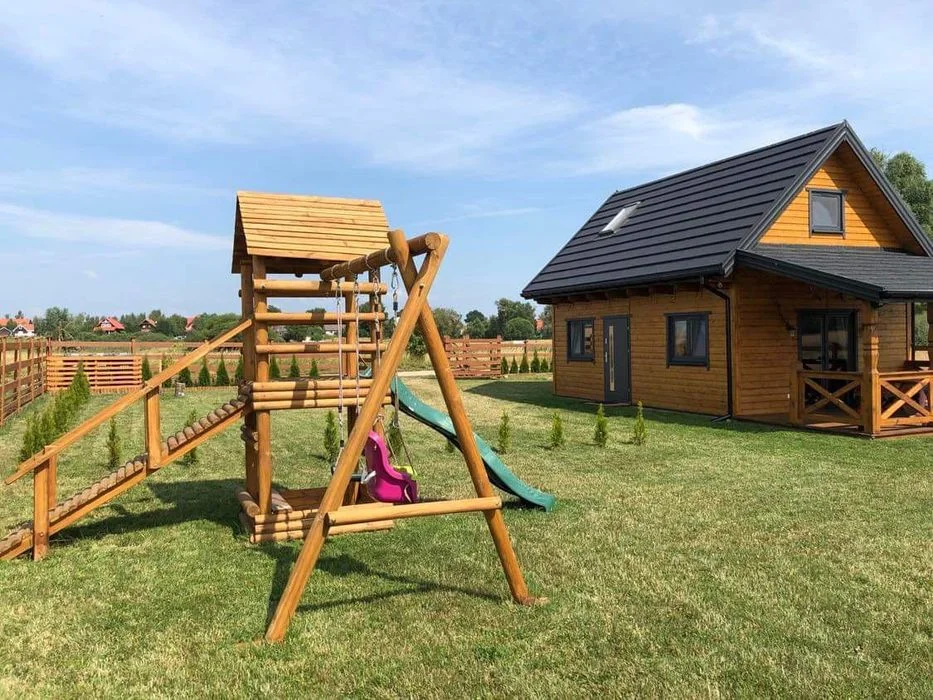 Domek na Wyłączność z Jacuzzi – Mazury – Jezioro Śniardwy – Do 6 osób