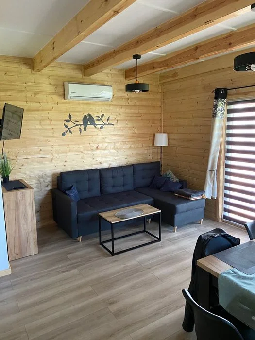 Domek na Wyłączność z Jacuzzi – Mazury – Jezioro Śniardwy – Do 6 osób – zdjęcie 4