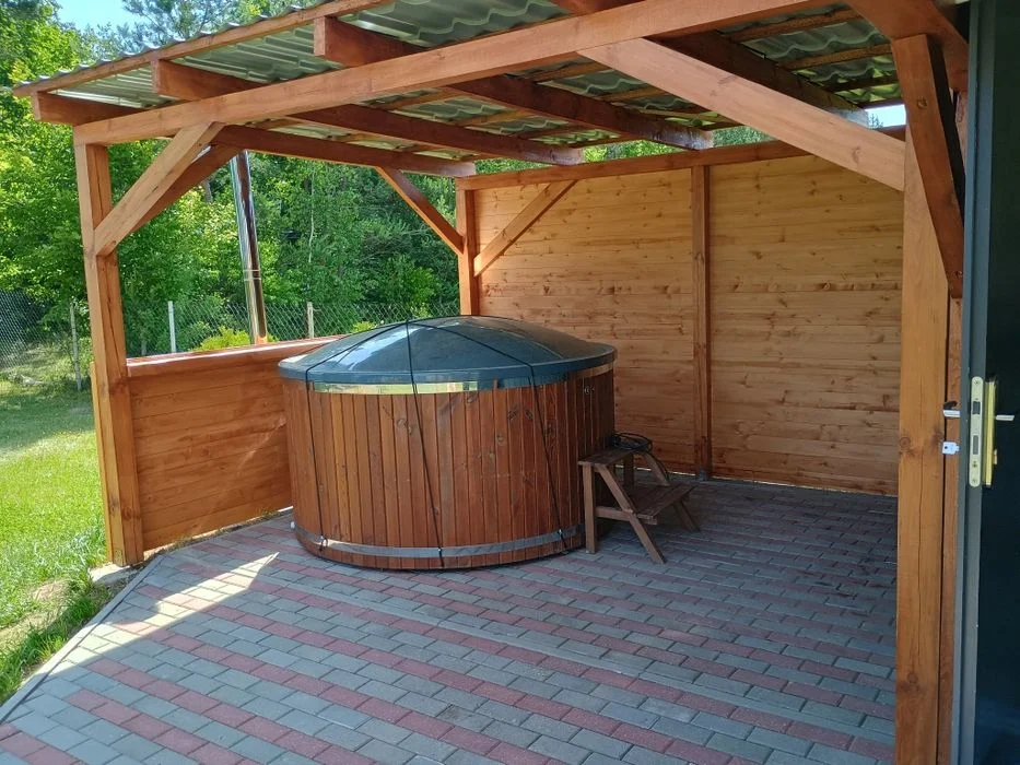 Domek nad jeziorem – zdjęcie 3