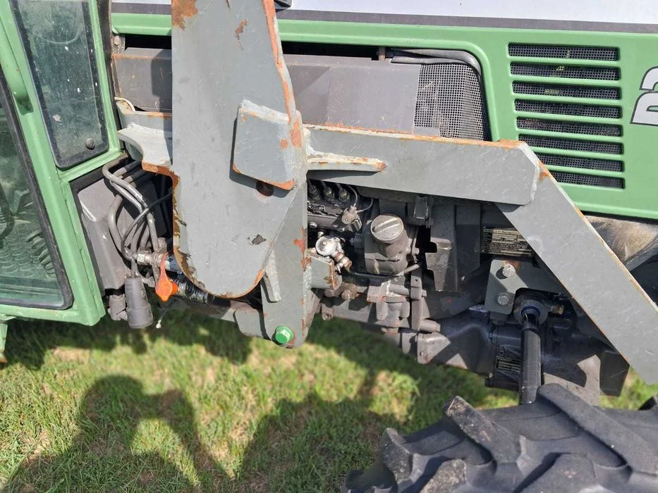 Ciągnik rolniczy FENDT 280-P – zdjęcie 5