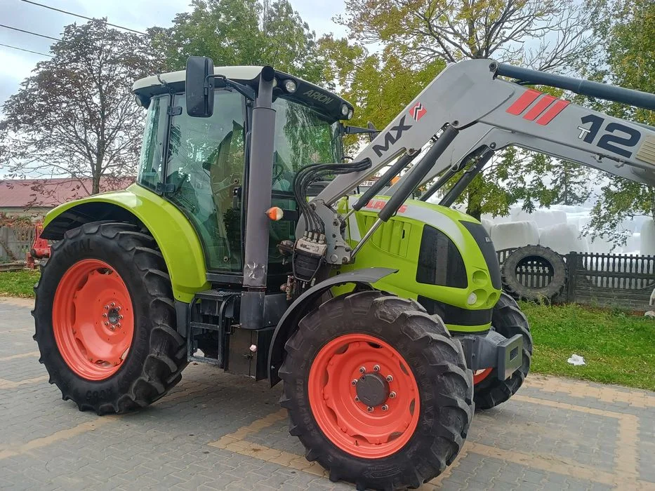 Claas Arion 510 z ładowaczem MX – zdjęcie 4