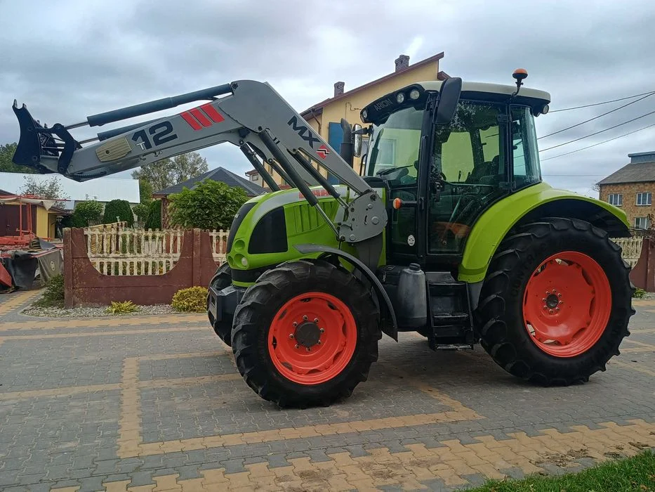 Claas Arion 510 z ładowaczem MX – zdjęcie 3