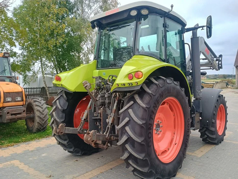 Claas Arion 510 z ładowaczem MX – zdjęcie 5