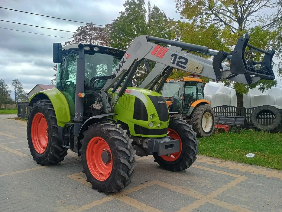 Claas Arion 510 z ładowaczem MX