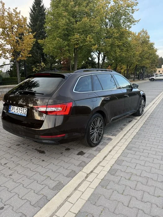 Skoda SuperB iV Plugin Hybryda Niski przebieg Phev – zdjęcie 4