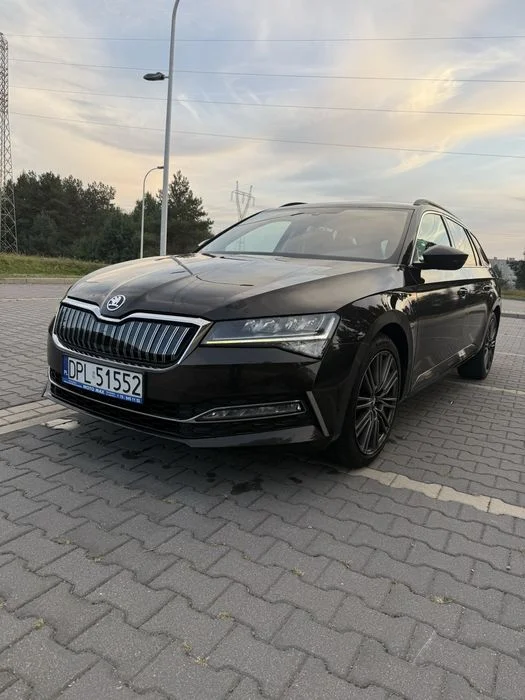 Skoda SuperB iV Plugin Hybryda Niski przebieg Phev – zdjęcie 2