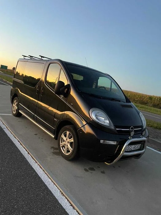 Opel Vivaro 2.5 dCi 135 KM – 2006 – Klima – Webasto – Kamera cofania