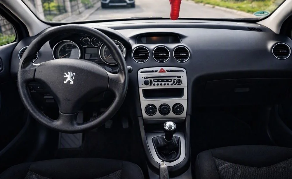 Peugeot 308 2009r 1.4 Benzyna 95km Zadbany i oszczędny – zdjęcie 6