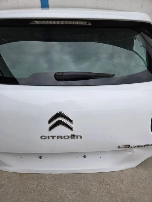 Klapa Bagażnika Citroen C3 Aircross – zdjęcie 4