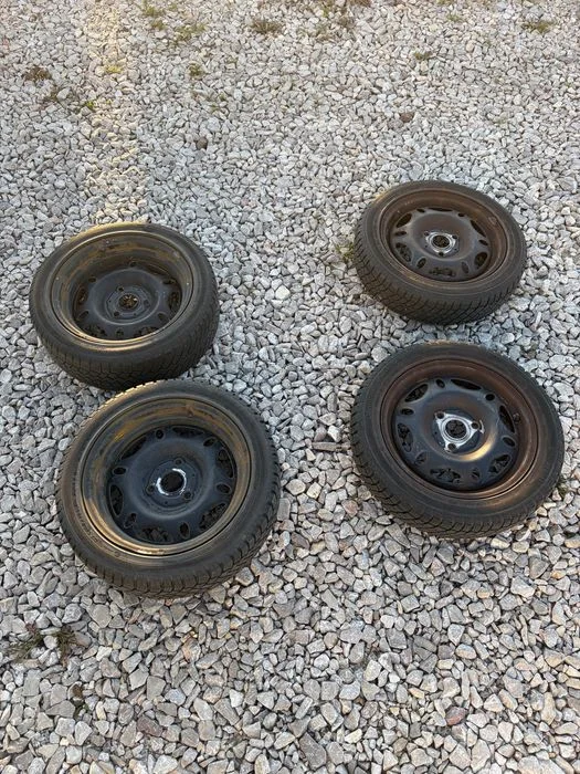 Opony Zimowe z felgami Smart ForTwo
