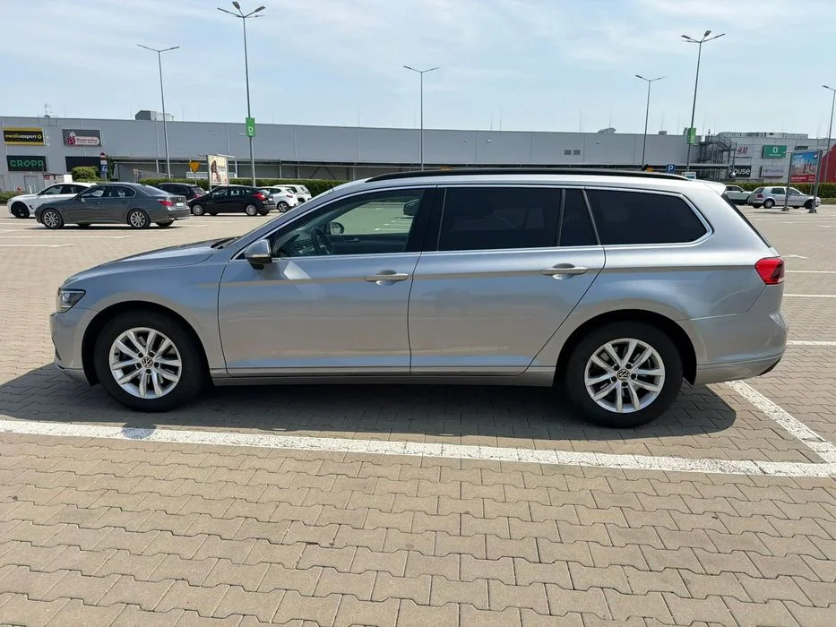 Volkswagen Passat Variant stan bdb , pierwszy właściciel, dsg, salon PL, serwisowany – zdjęcie 8