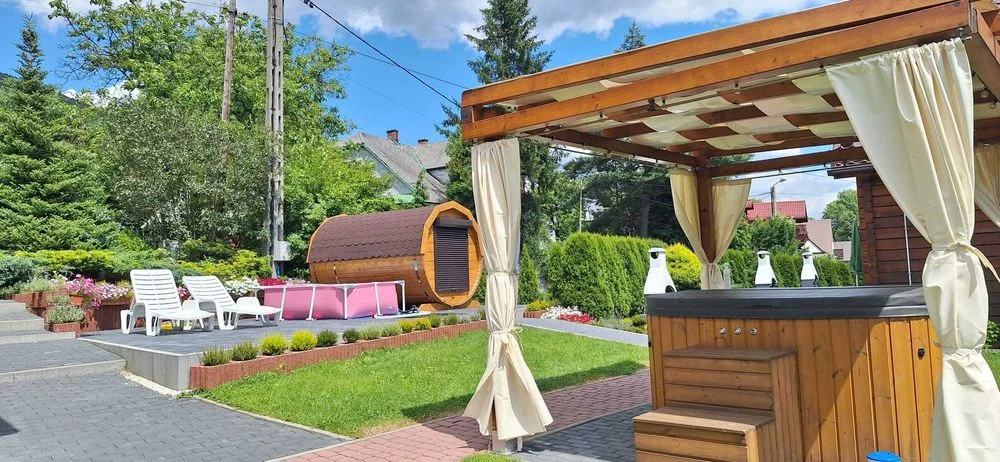 DOMKI NA WCZASOWEJ :) domek Szczyrk, jacuzzi, sauna, centrum, góry, nocleg w górach, noclegi w Szczyrku, Beskidy