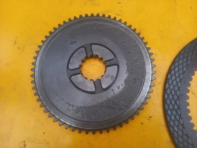 Piasta hamulcowa przedniej osi New Holland TM190