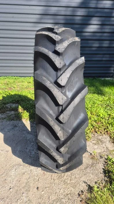 Opona rolnicza 12.4-28 BKT TR135 8PR TT – zdjęcie 2